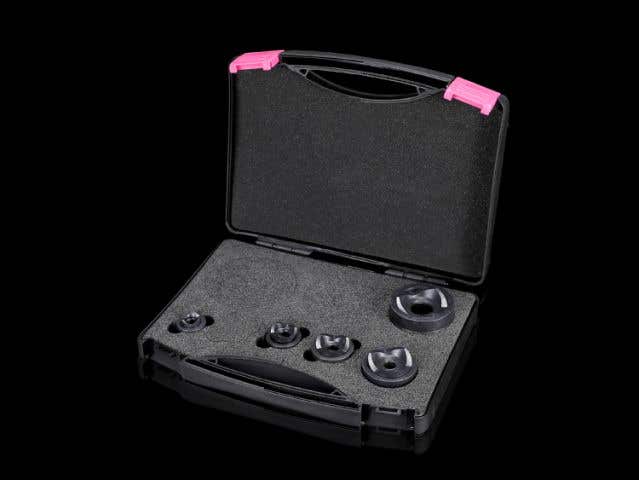 Hole punch set, metric for sheet steel