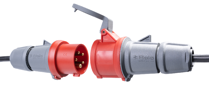 Industrial Plugs and Sockets