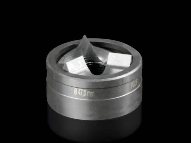 Splitter hole punch, round for sheet steel, with triple splitting