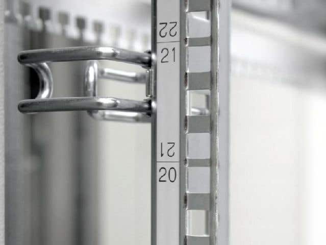 Adhesive measurement strip, 482.6 mm (19
