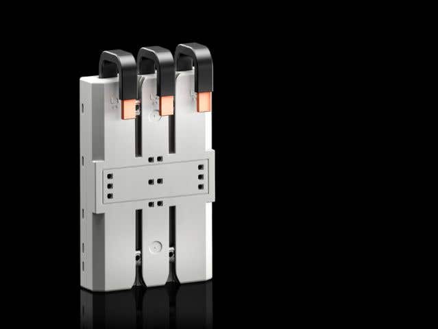 Circuit-breaker component adaptor 3-pole