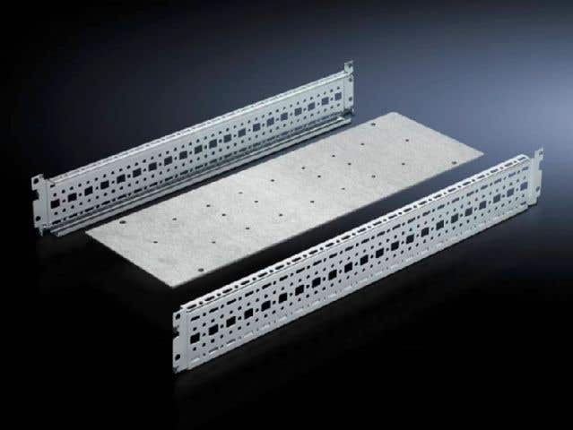 Coupling set mounting kit for busbar enclosure or riser