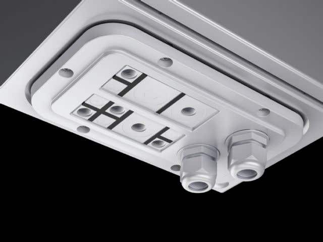 Plastic gland plate with metric knockouts, for AX