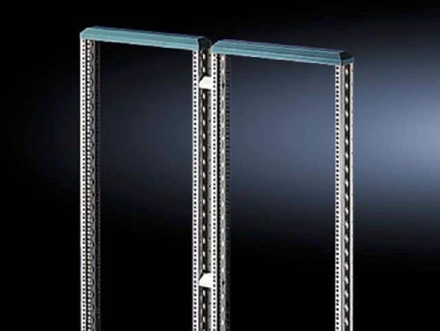 Baying connector for Data Rack